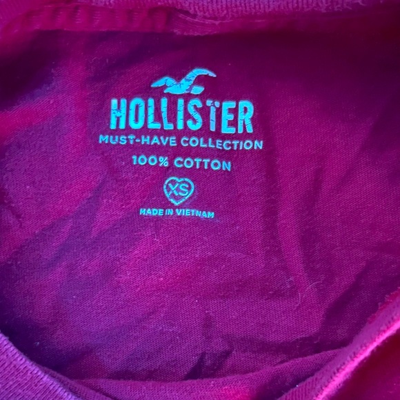 Hollister Must Have Collection - Picture 2 of 5